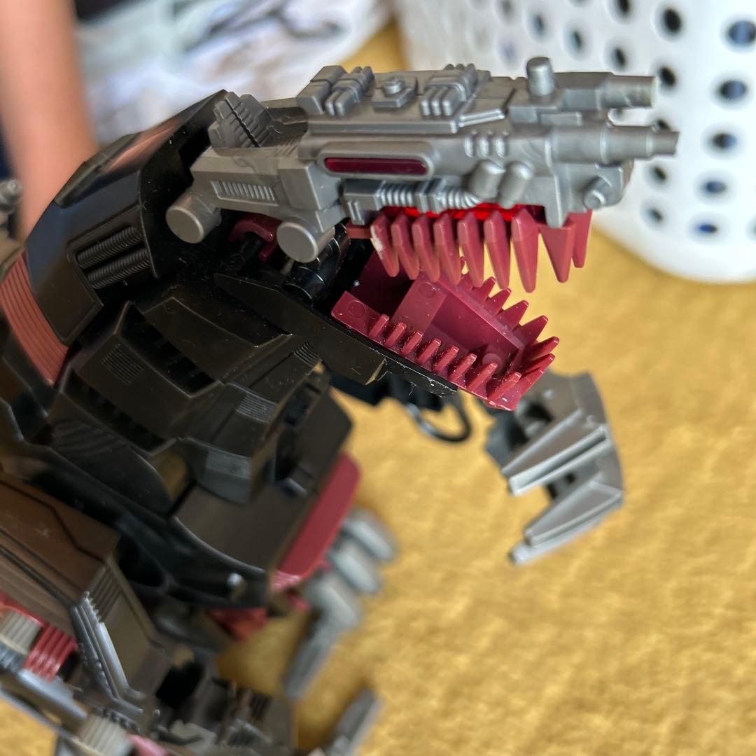 ジャンク・メカ生体ゾイド デスザウラー（恐竜型）