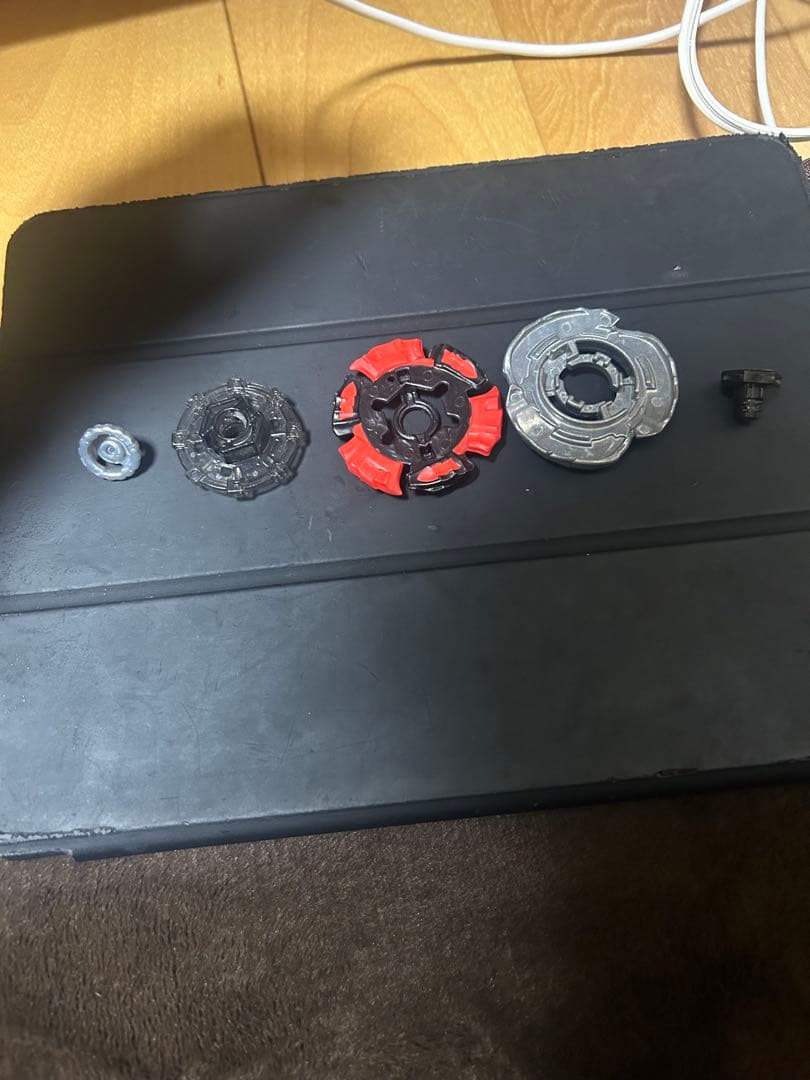 ち*ん様 メタルファイトベイブレード　エルドラゴガーディアン