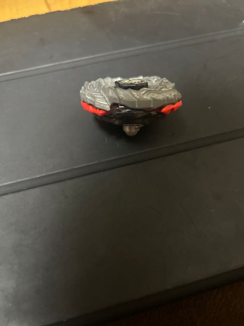 ち*ん様 メタルファイトベイブレード　エルドラゴガーディアン