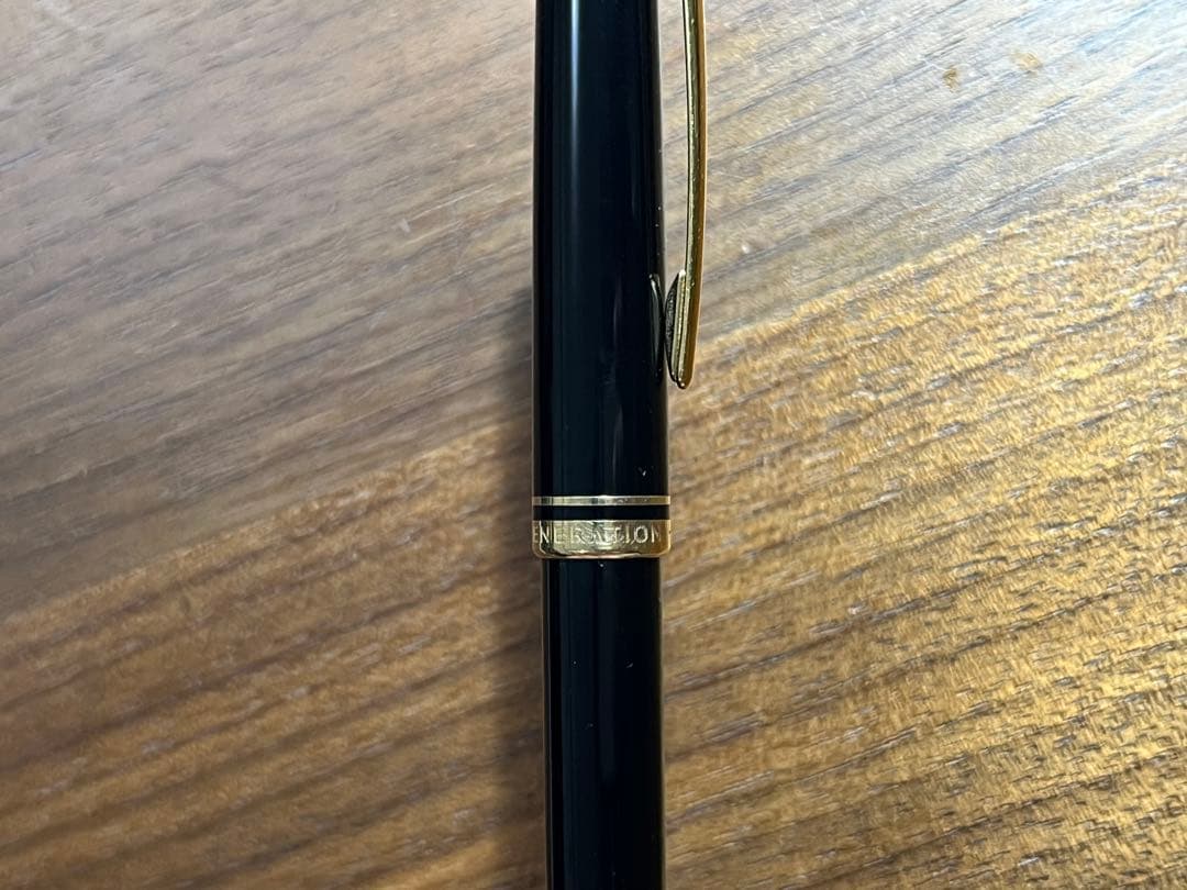 MONTBLANC ボールペン ケース 替え芯付き❗️