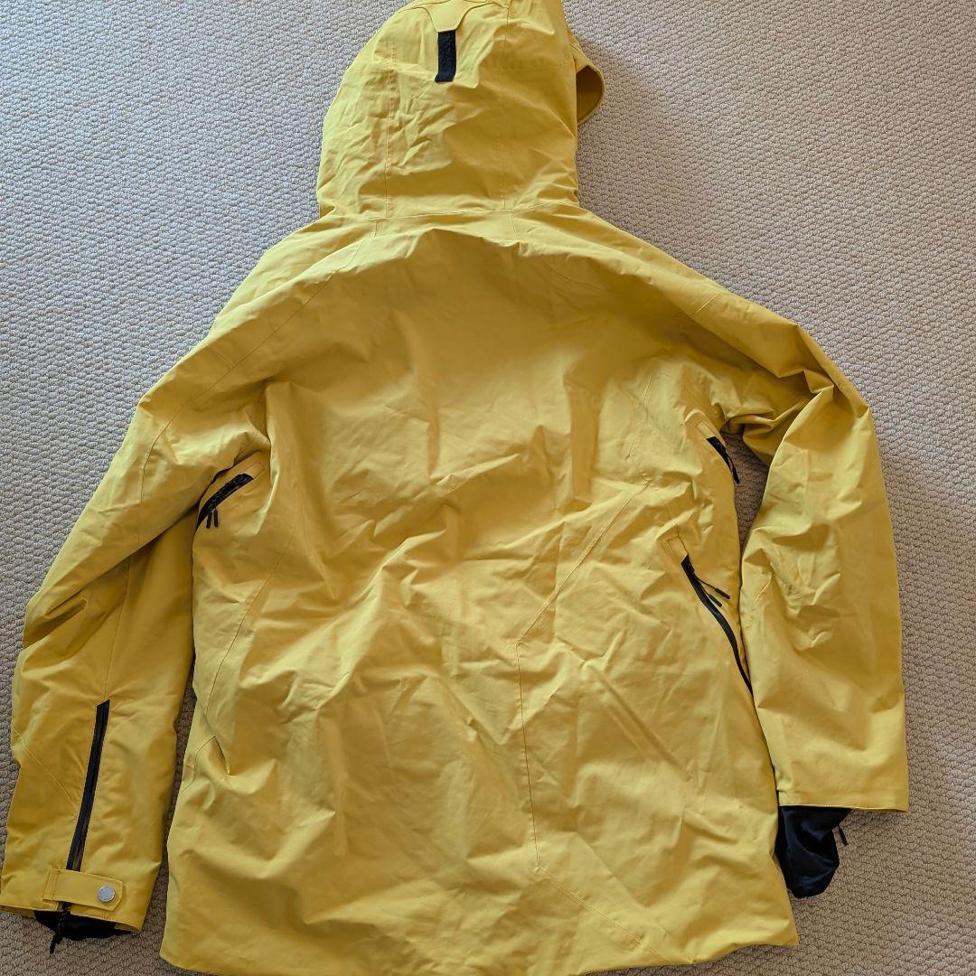 【70%オフ】新品 24-25 ミズノ アンファジーパーカー イエロー XL