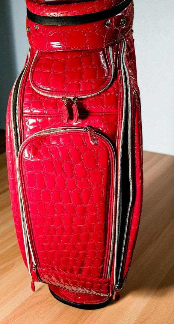 送料無料/展示品未使用　OWL エナメル高級ワニ柄型押しゴルフバッグ レッド