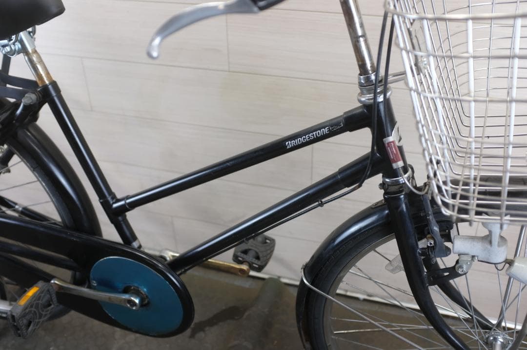 良品★ブリヂスト製　軽快車　26インチ　シングル　オートライト