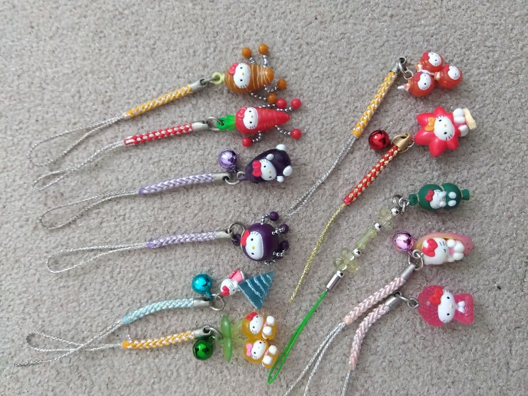 サンリオご当地キティキーホルダー　まとめ売り 94個セット