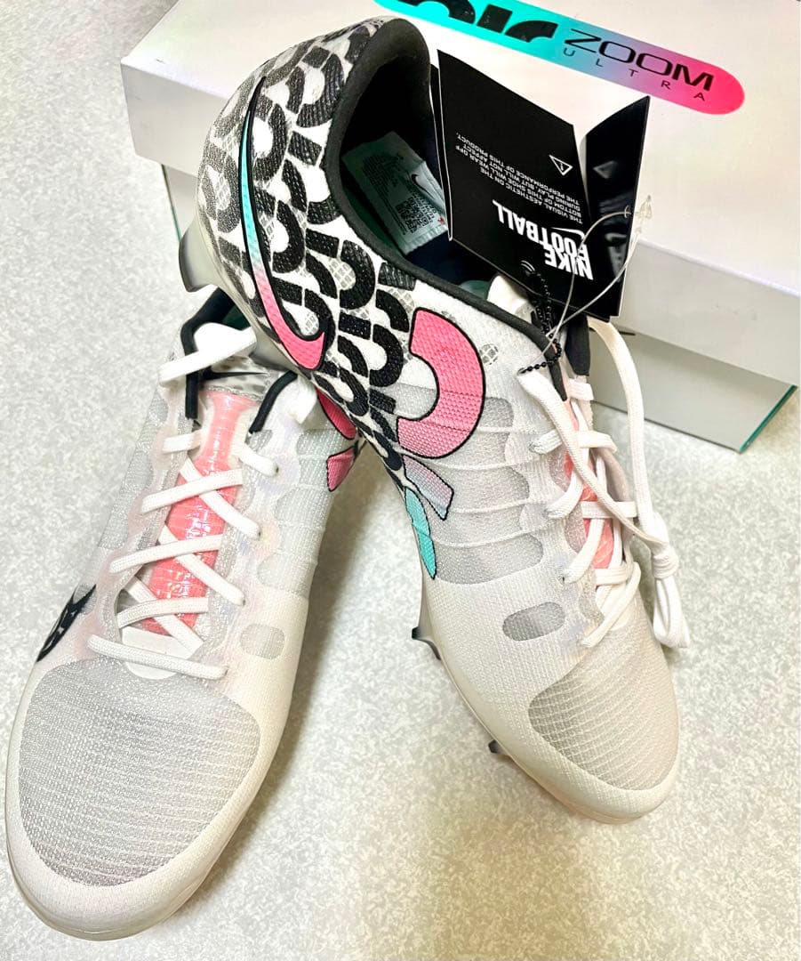 【1000足限定 ナイキ エア ズーム マーキュリアル SE FG 】