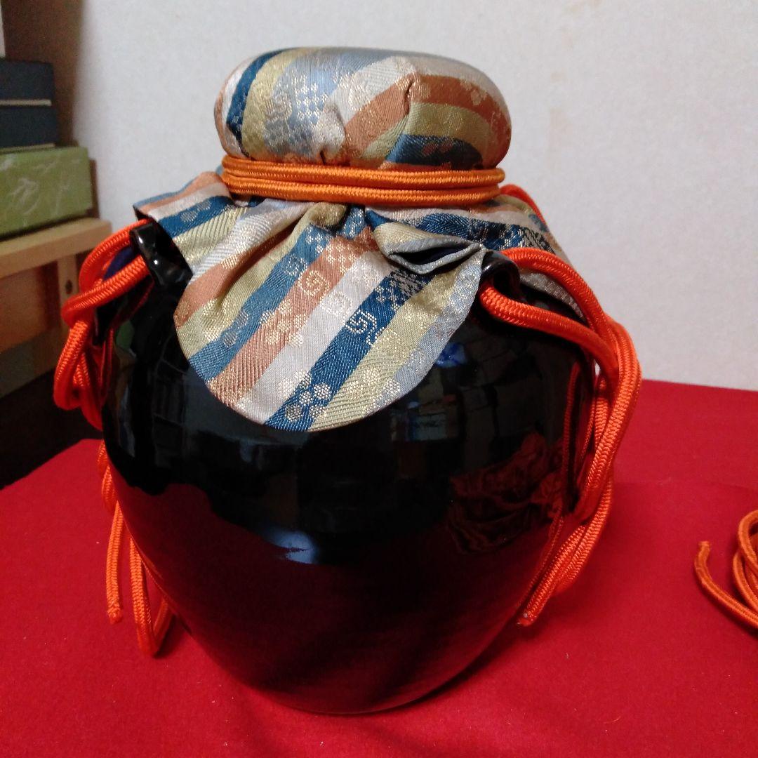 洛東桶谷定一作　天目釉茶壺、飾壺