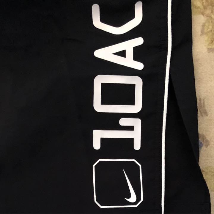 NIKE 10AC  ナイキ