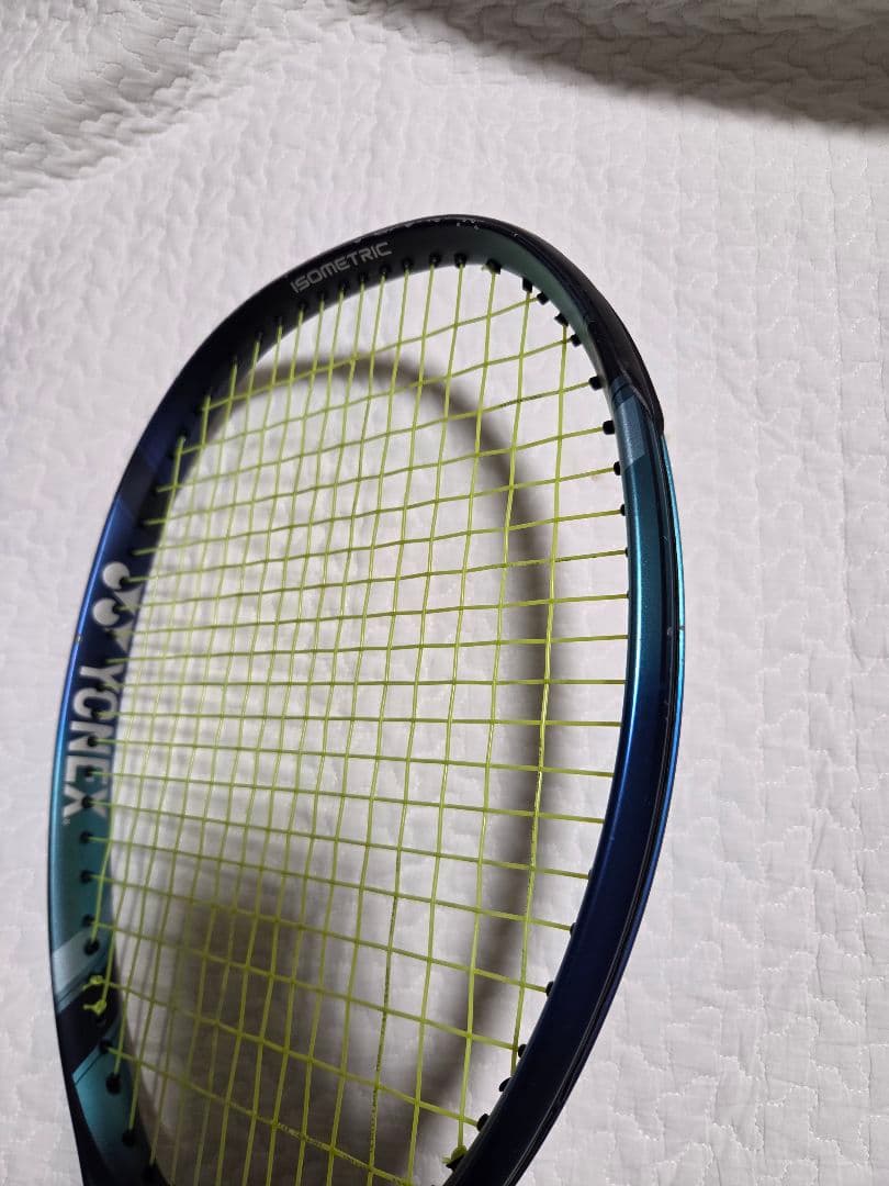 ヨネックス　イーゾーン100L G2