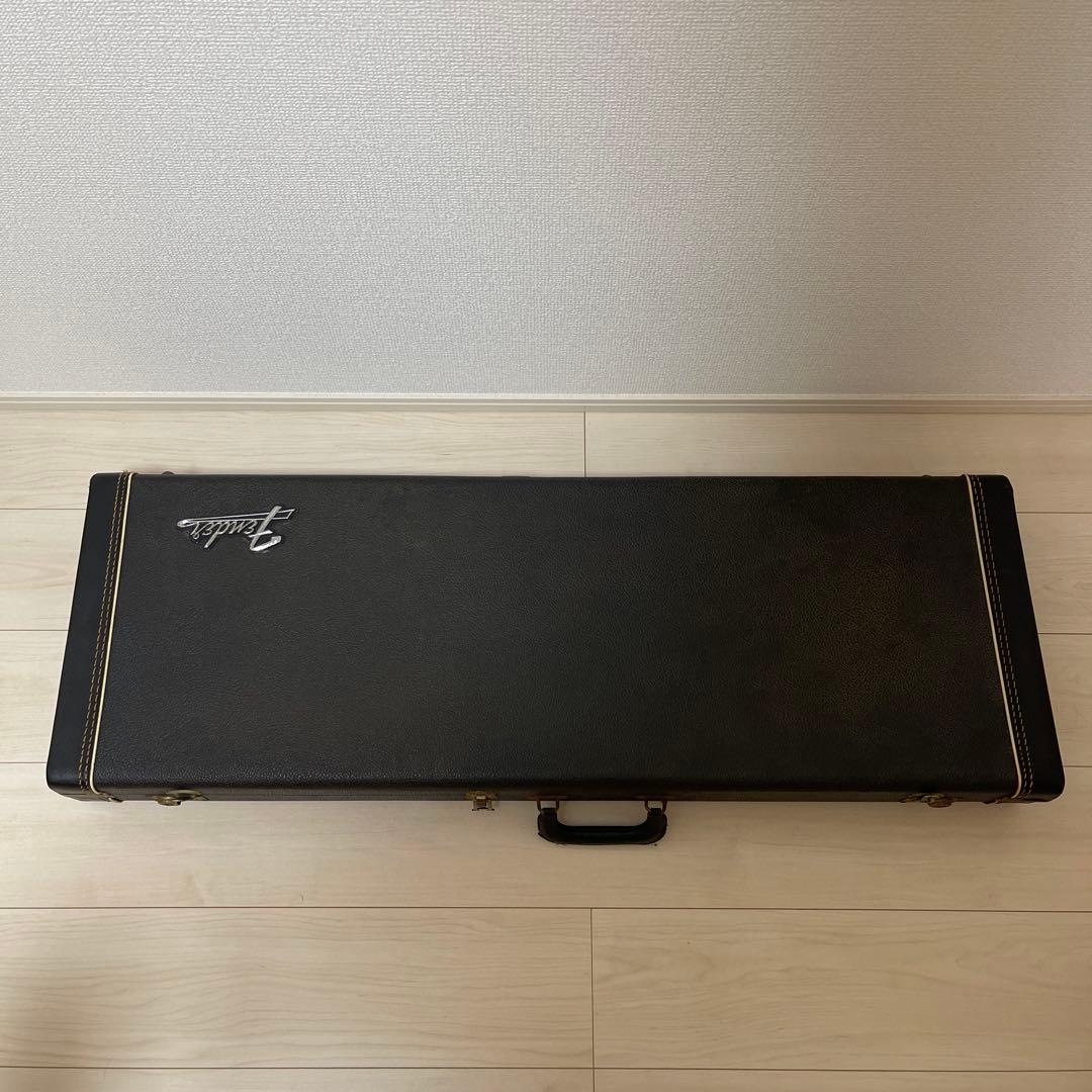 【送料込】Fender 70年代ストラトキャスター用ハードケース