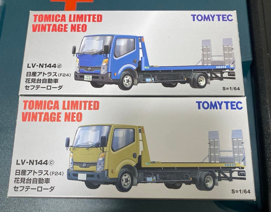 トミカリミテッドヴィンテージネオLV-N144 日産アトラス 金、青