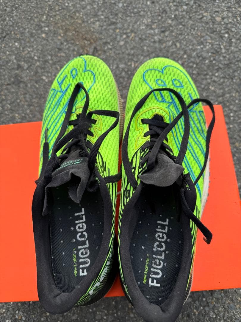 スパイク・シューズ NewbalanceFuelCellRCELITE