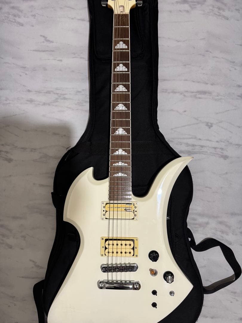 限定100本 Burny MG-145SW hide model スノーホワイト