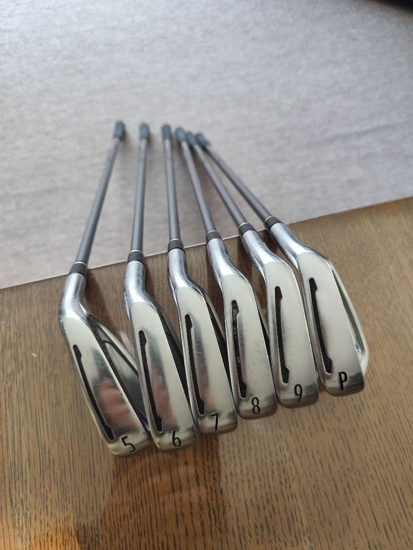 テーラーメイド　グローレF2フォージド　　　　 アイアンセット　練習用バック付き