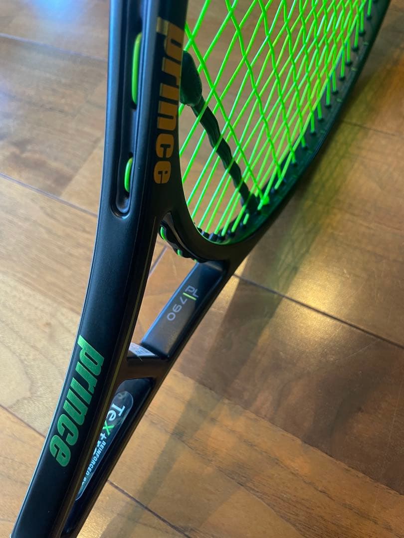 【値下げ応相談】プリンス ファントムグラファイト 100 (ガット張りたて)