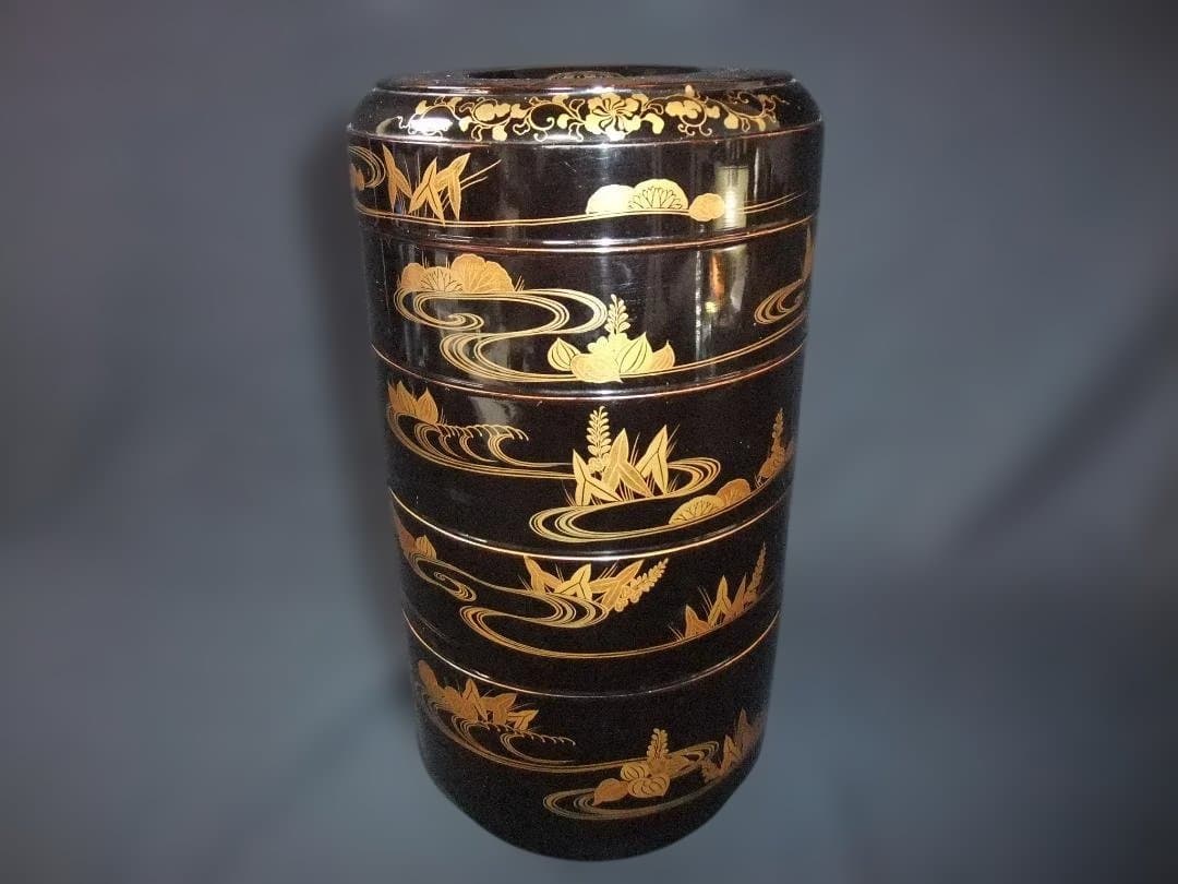 江戸期 唐草花 丸型四段重 食篭 金蒔絵 鳳凰文