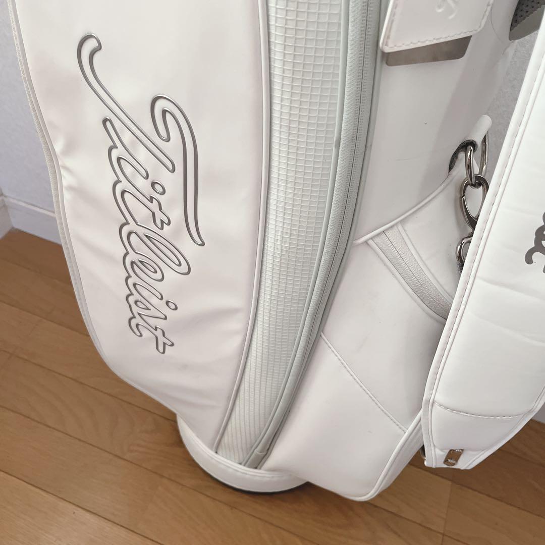 K075 美品！Titleist レディースキャディバッグ 8.5型 軽量