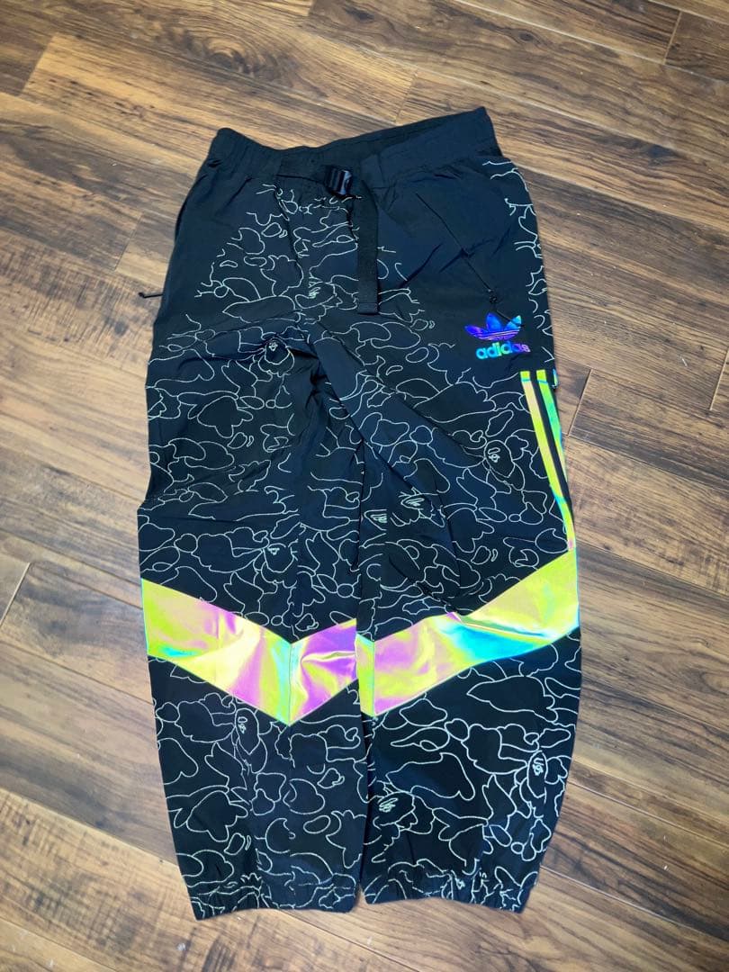 A BATHING APE フード付きジャケット