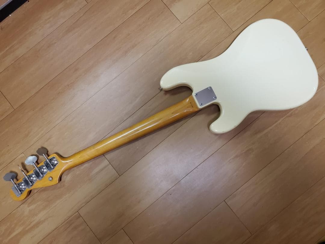 ベース Fender Precision Japan PB62-53 Vintage