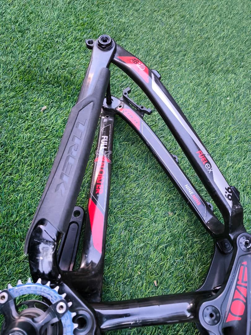 TREK Fuel EX 9.9 フルカーボンフルサスフレームセット