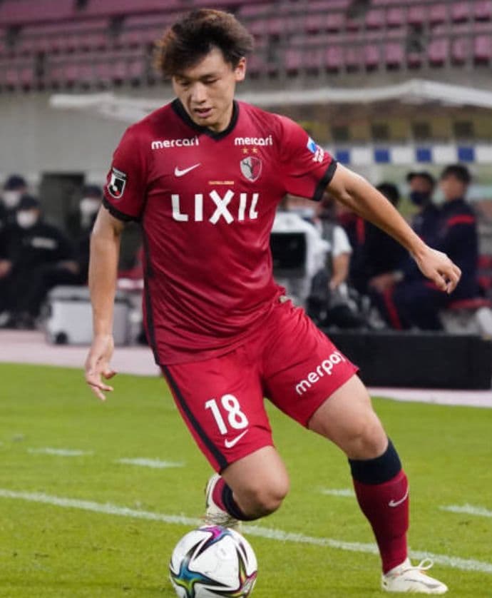 【匿名配送】【入手困難】鹿島アントラーズ　ユニホーム　赤　紺　AYASE　18