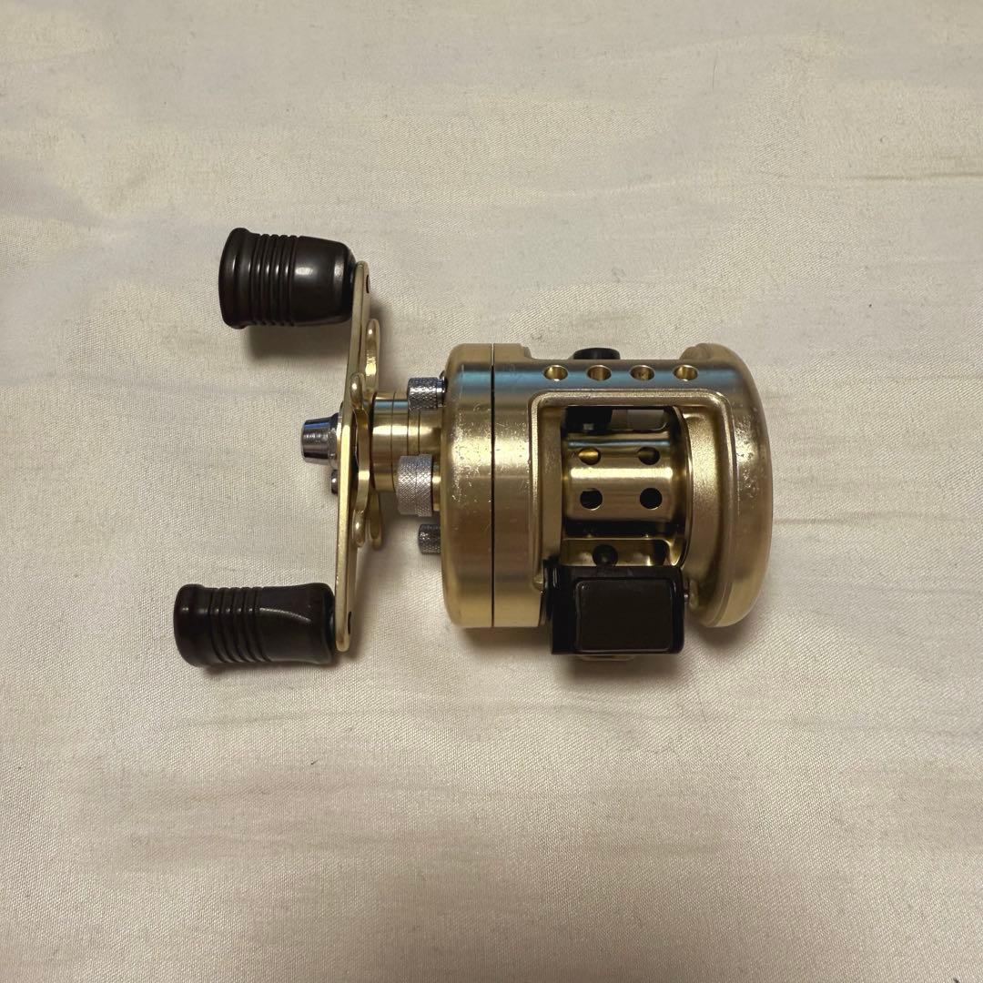 ☆希少☆ シマノ　カルカッタ　コンクエスト51左巻き　カスタム　ノーマルパーツ付