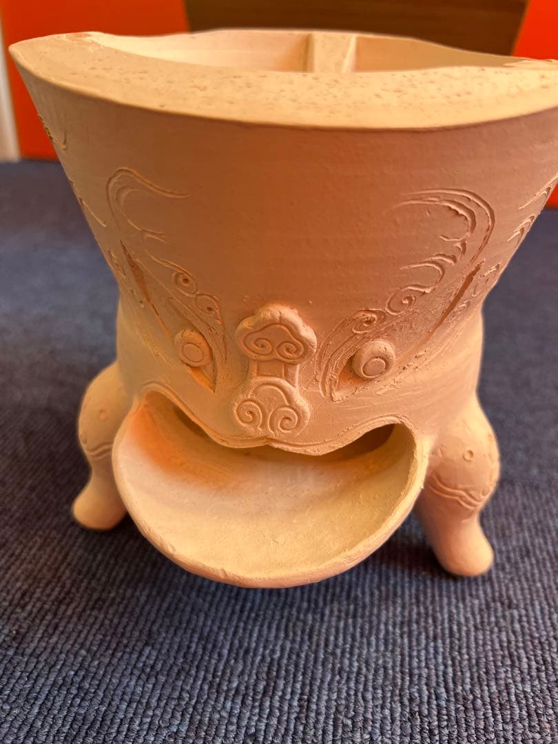 924  二十代 雲林院宝山作　白泥豪相　凉炉　未使用