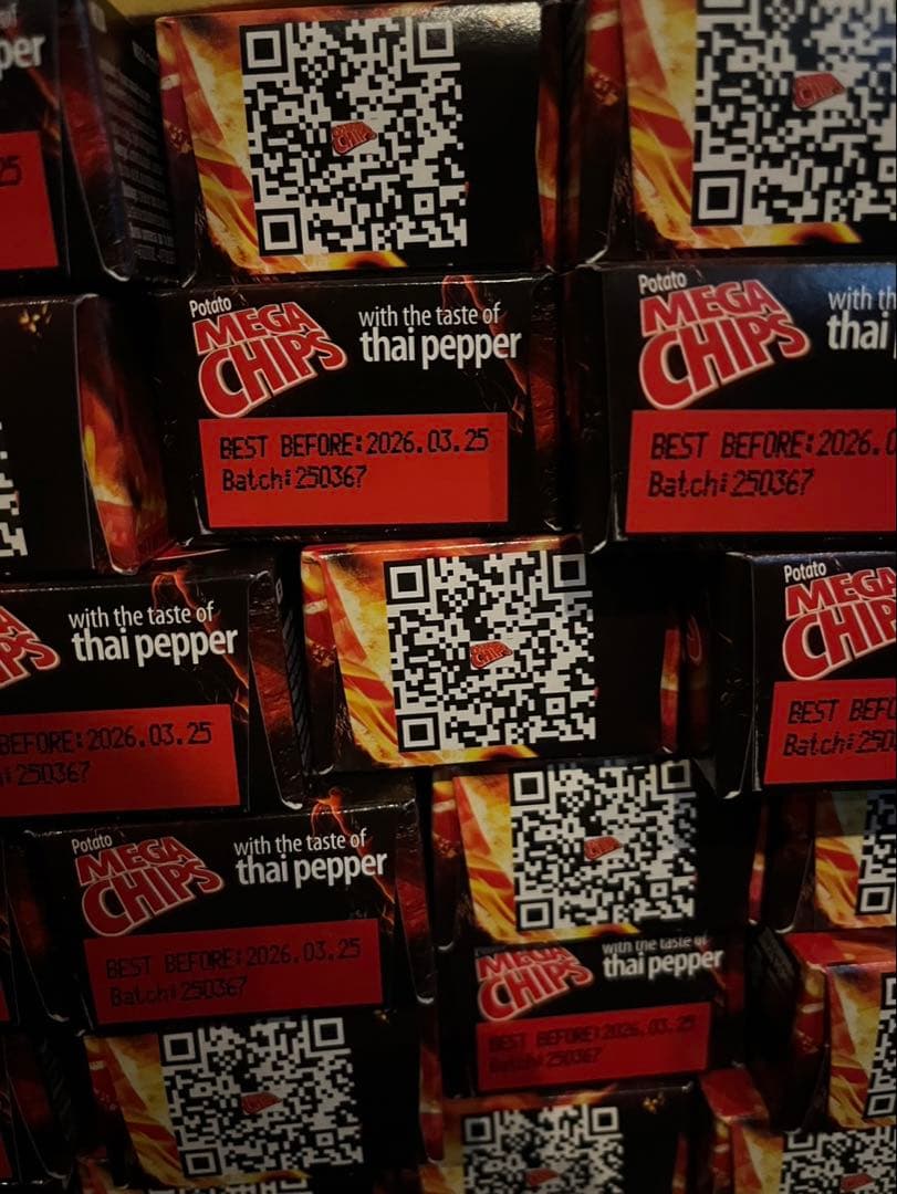 Mega Chips Thai Pepper ポテトチップス