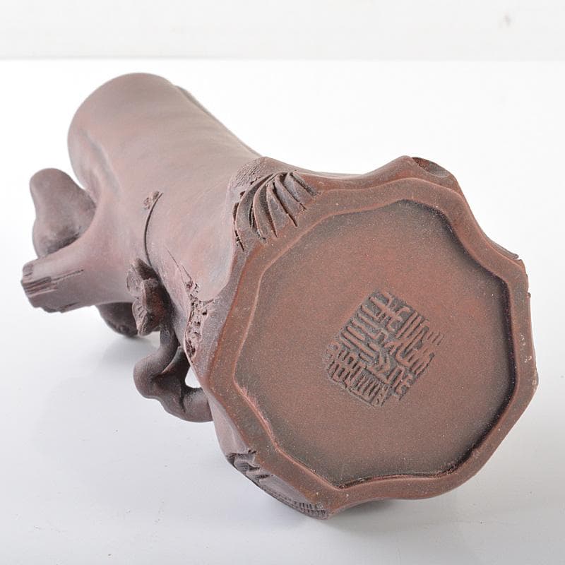 中国　紫砂　朱泥　梅に鳥彫　花瓶　在銘　V　R6460