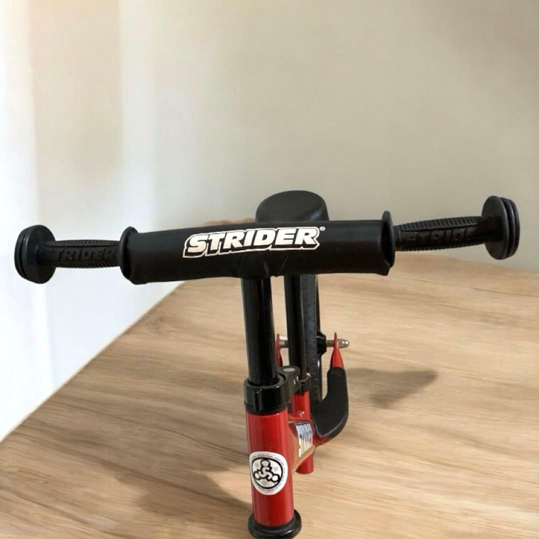 Panda No.1　STRIDER SPORT12インチ国内正規品レッド