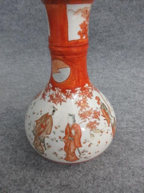 九谷焼赤絵花見図徳利 [B25807]