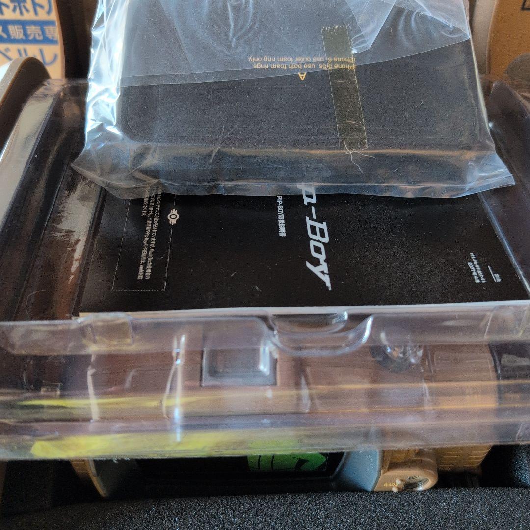 ゲームキャラクター fallout pipboy3000 Edition