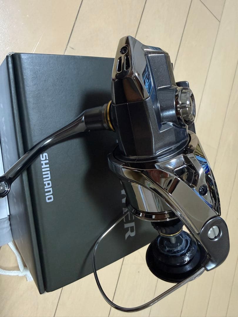 24ツインパワー4000XG（スプール無し）