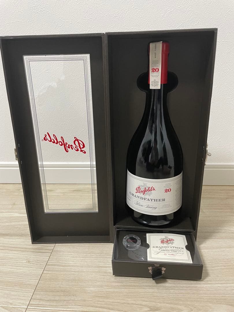 ワイン　グランド ファーザー レア・トウニー