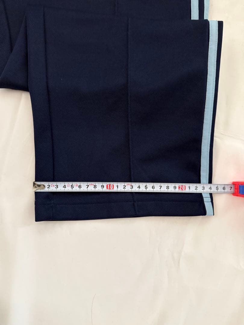 adidas バギーフィット ファイヤーバードトラックパンツ