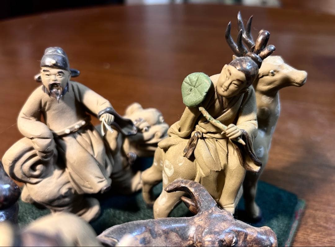 中国美術　工芸品 石湾人形　神獣八仙　(大)