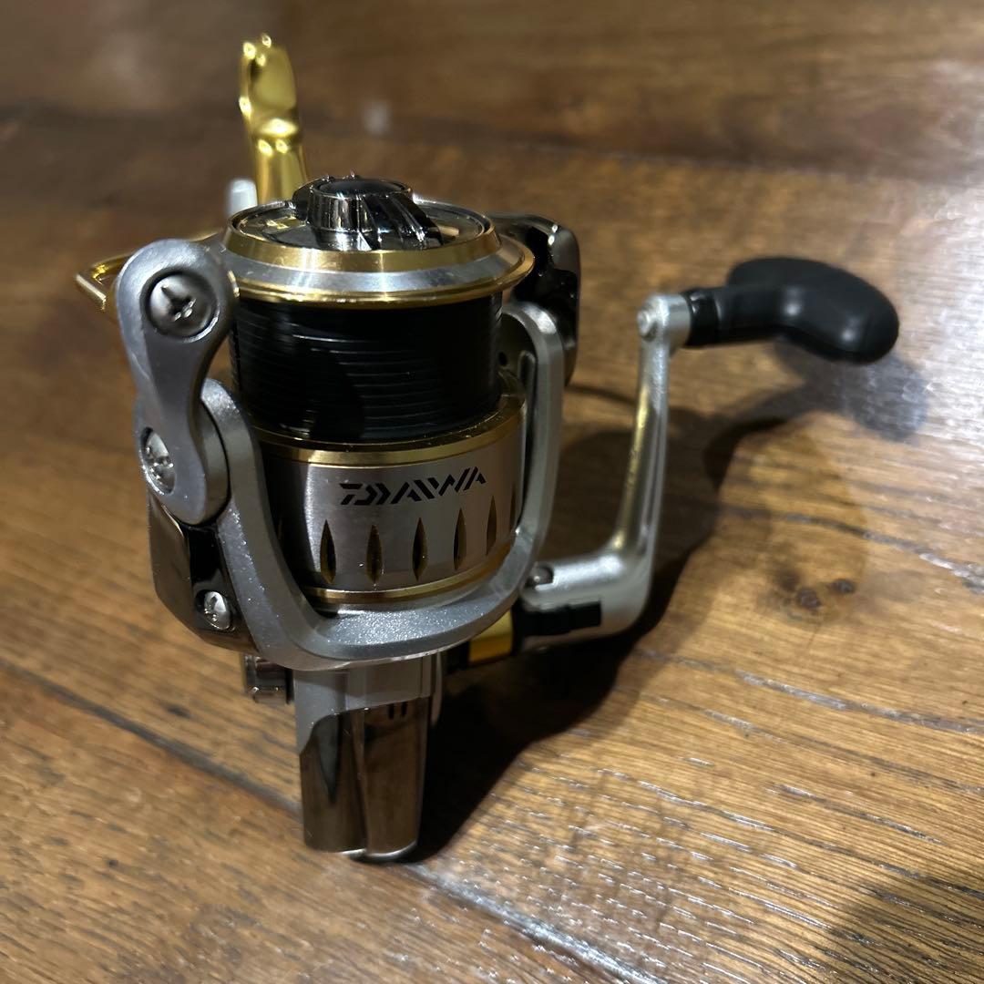 IMPULT 2500LBD スピニングリール　正月特価！！お値下げしました！