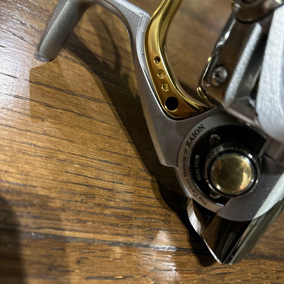 IMPULT 2500LBD スピニングリール　正月特価！！お値下げしました！