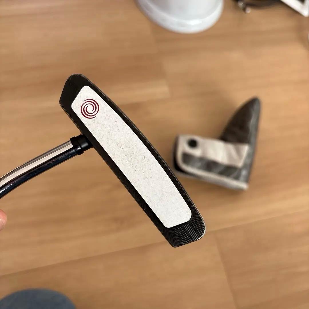 ODYSSEY TRIPLE WIDE ブリーフィングのカバー付き！