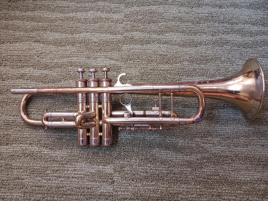 ヒュッテル　スーパーデラックス