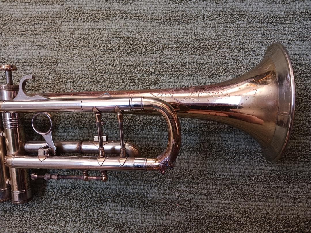 ヒュッテル　スーパーデラックス