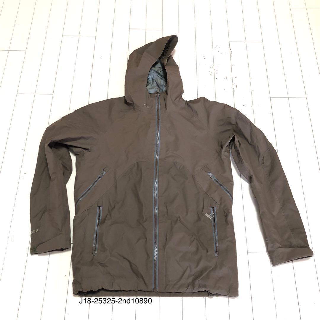 Burton AK Hover S JP M L 相当GORE-TEX PRO