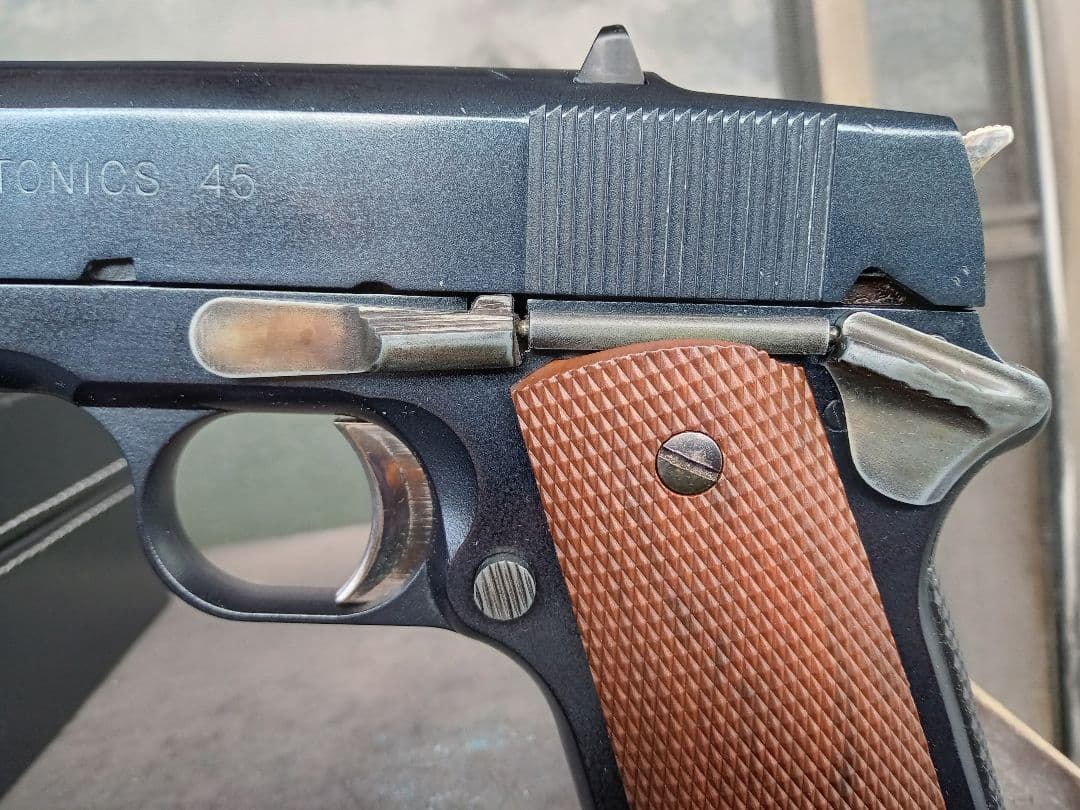 2*j様 東京マルイ　デトニクス45　ガスブローバック(ABS製)