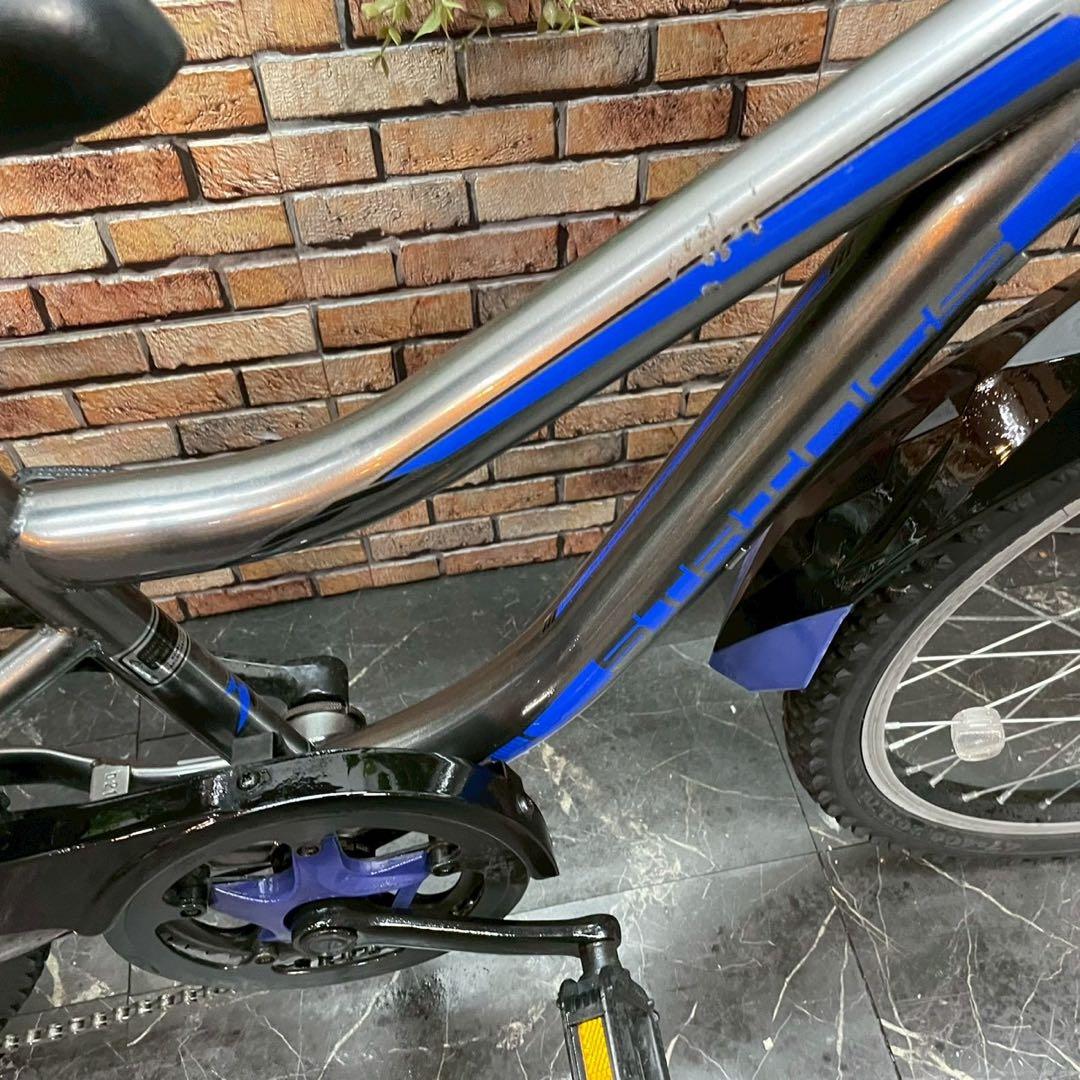 【83】子供用自転車 子供車 STRINGS ガンメタ 20インチ 変速付き