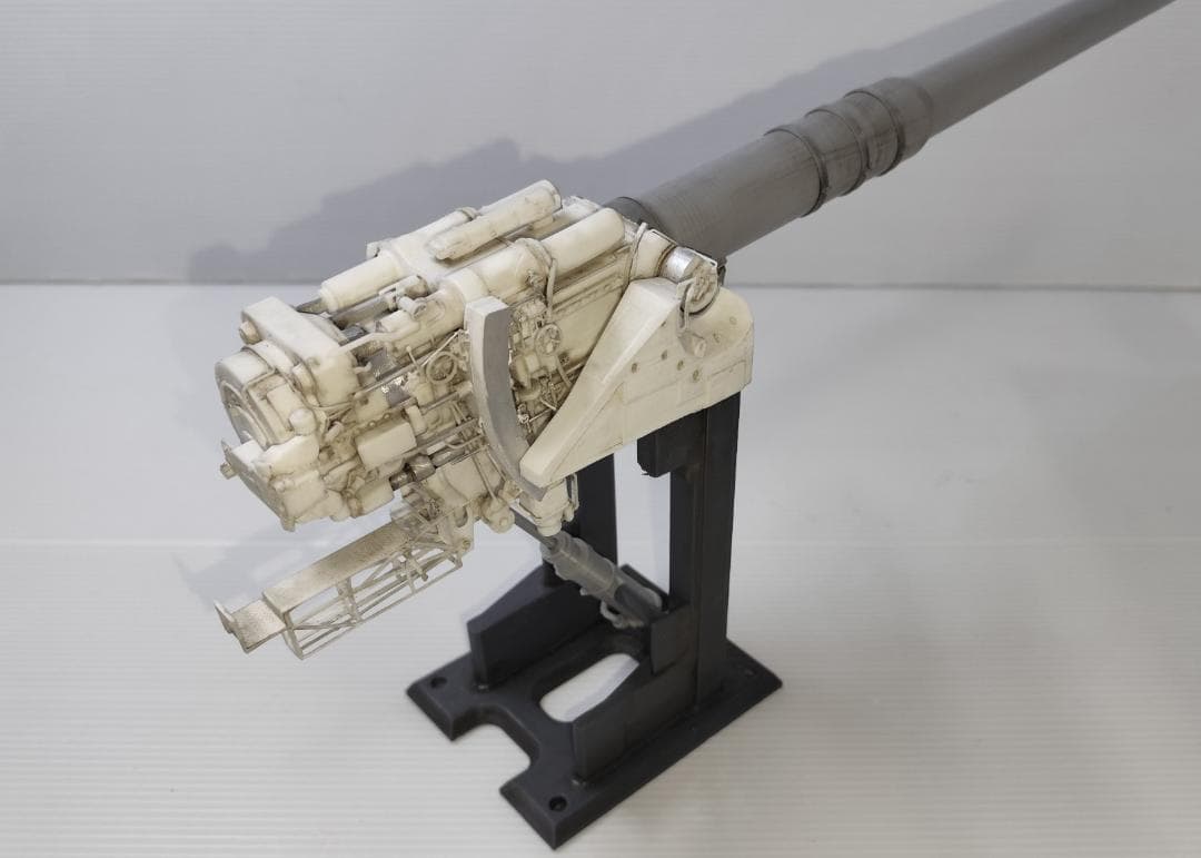 戦艦大和　46cm主砲組み立てキット(1/48スケール)　右砲