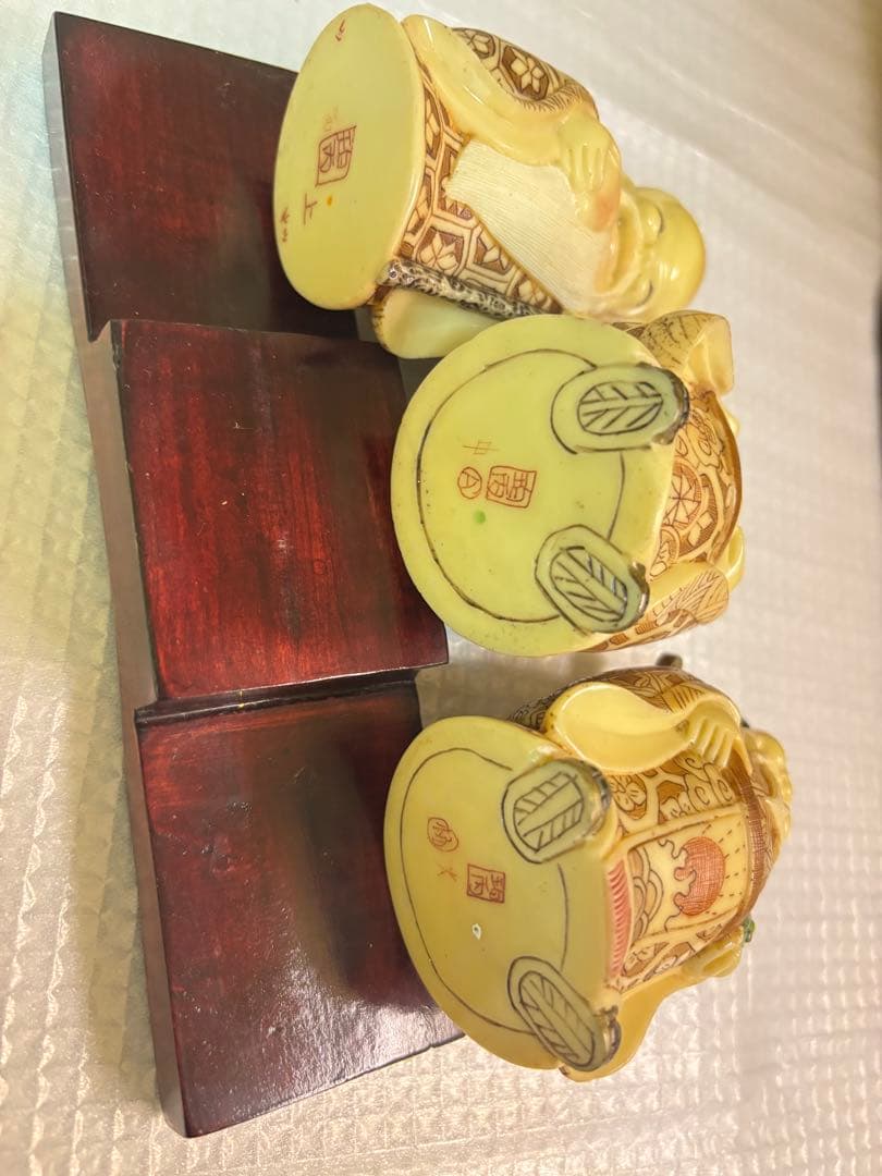 福祿壽 アイボリージェイド石の彫刻品