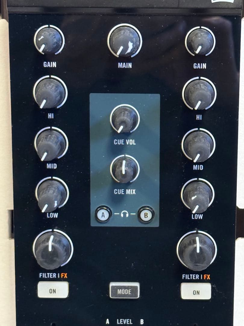 DJ機材 TRAKTOR KONTROL Z1