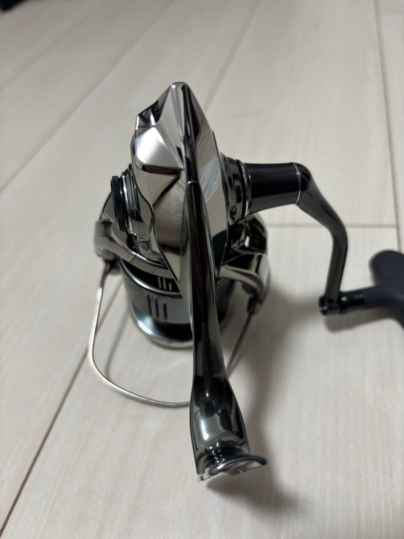 シマノ 22ステラ 4000XG STELLA シマノ純正リールスタンド付き