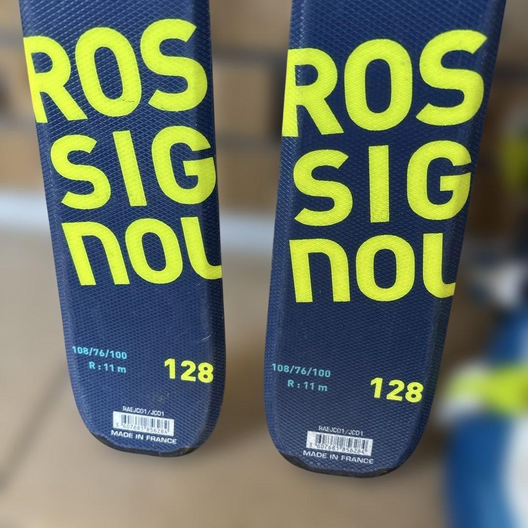 子供用スキー板とブーツのセット