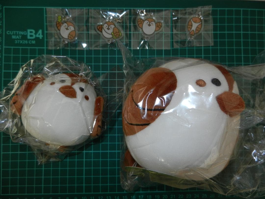 イクスカすずめ ボールチェーン マスコット ぬいぐるみ アクリルチャーム