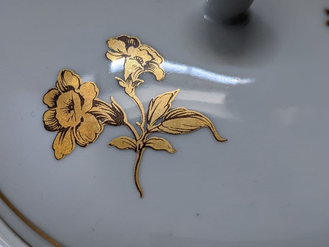 ホロハーザ HOLLOHAZA ジュエリーボックス　小物入れ　陶器　ハンガリー